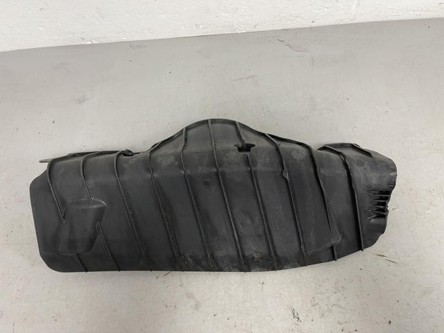 Захист заднього нижнього важеля 4M0505416C VAG