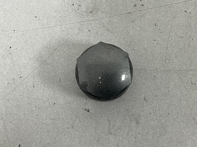 Колісний болт 4M0601173A VAG