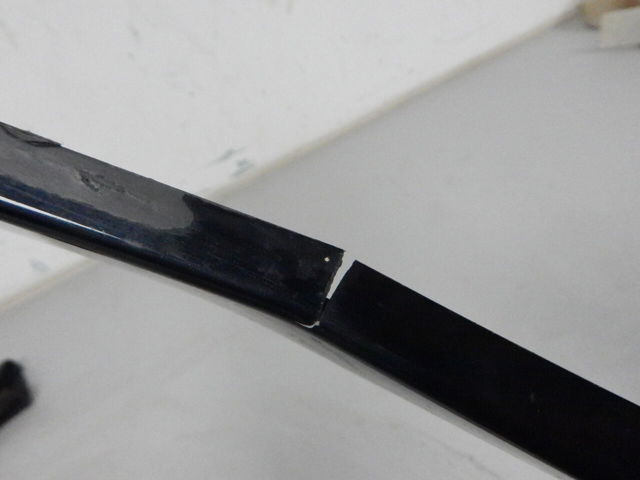 Розширювач задньої арки колеса, правий 4M0853026A VAG