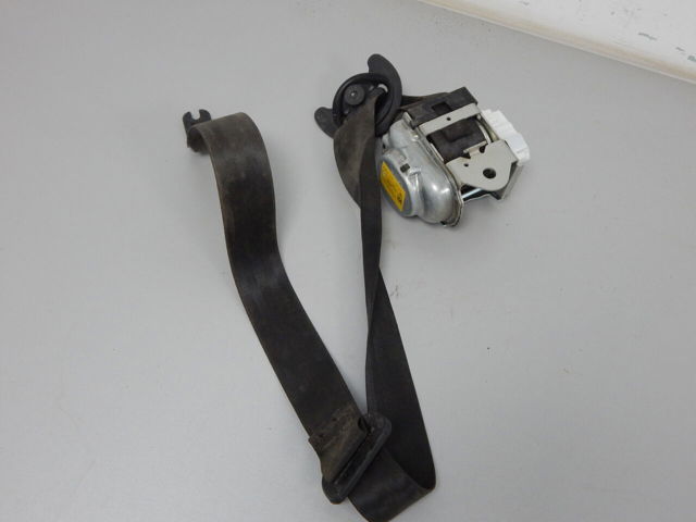 Пасок безпеки задній лівий 4M0857805D VAG