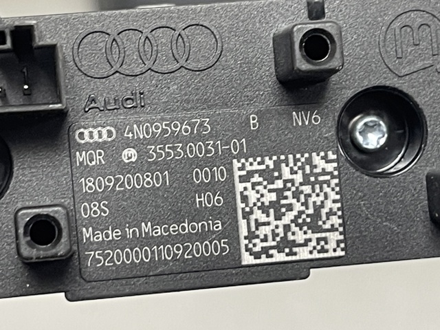 Блок кнопок центральної консолі 4N0959673B VAG