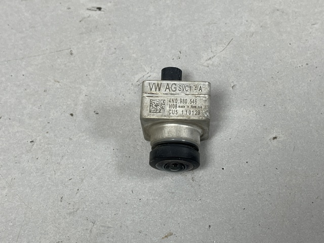 Камера заднього виду 4N0980546 VAG
