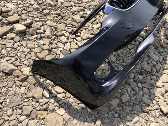 Кожух бампера переднього 51117293030 BMW