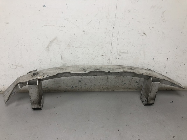 Підсилювач бампера переднього 51117422219 BMW