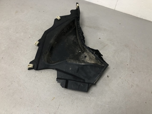 Підкрилок переднього крила, правий передній 51118074892 BMW