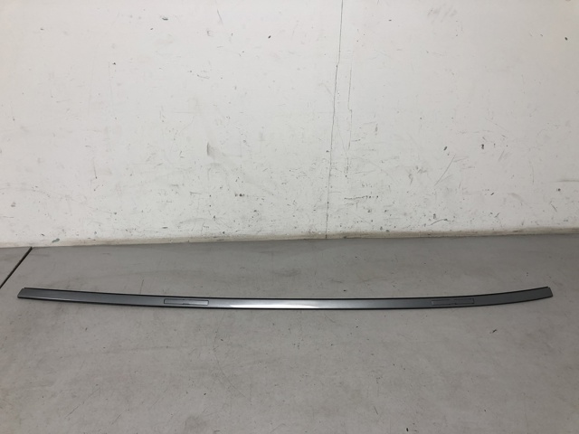Накладка даху ліва 51137930957 BMW