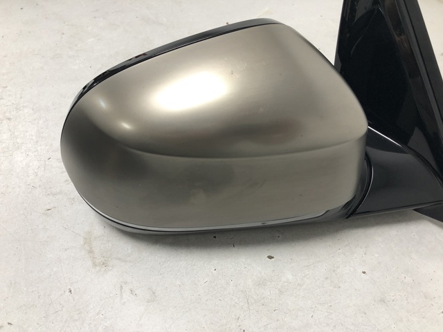 Праве бічне дзеркало 51168491710 BMW