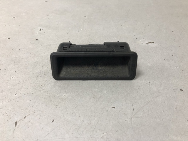 Ручка кришки багажника/3-х/(5-х) дверей, зовнішня 51247118158 BMW