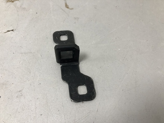 Зацеп замку кришки багажника 51247248076 BMW