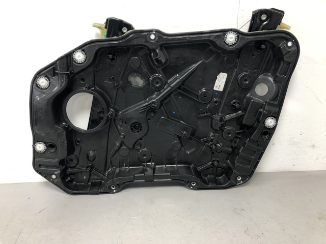 Склопідйомник передньої правої двері 51338498854 BMW