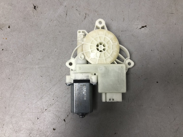 Мотор склопідйомника дверей задніх, правих 51358495868 BMW