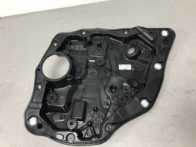 Механізм стеклопод'емника двері задньої, правої 51358498856 BMW