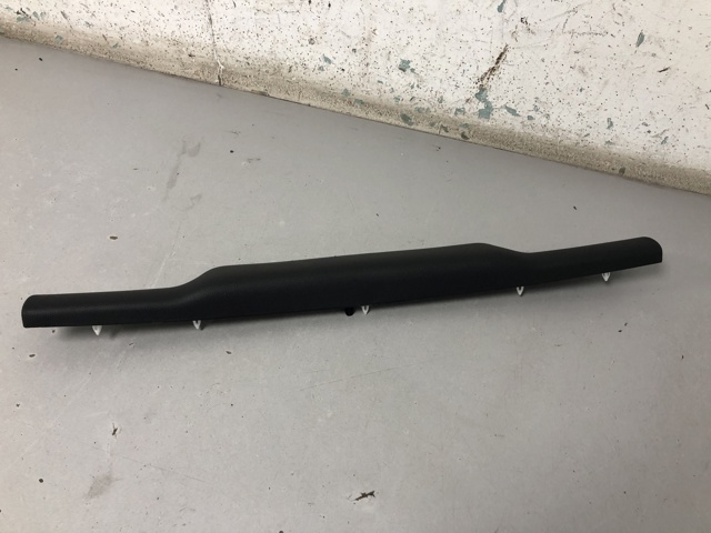 Обшивка ляди 51497302706 BMW
