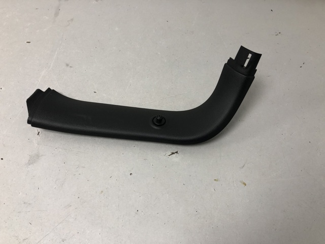 Пластик п'ятих дверей 51497374787 BMW