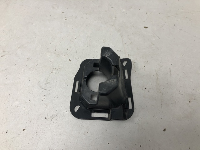 Кронштейн форсунки омивача фар 51657223006 BMW
