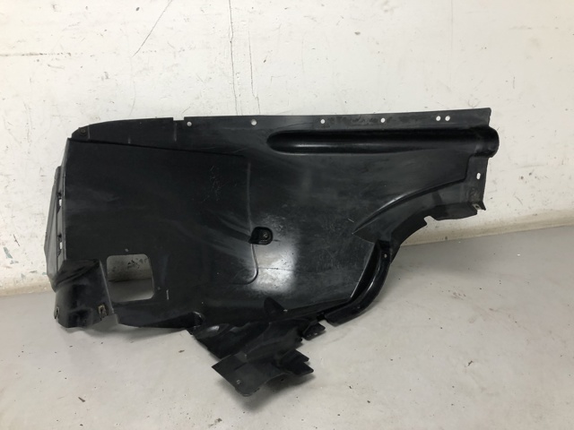 Підкрилок переднього крила, лівий передній 51717234831 BMW