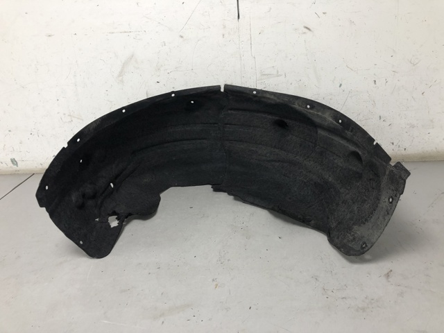 Підкрилок задній правий 51717394818 BMW