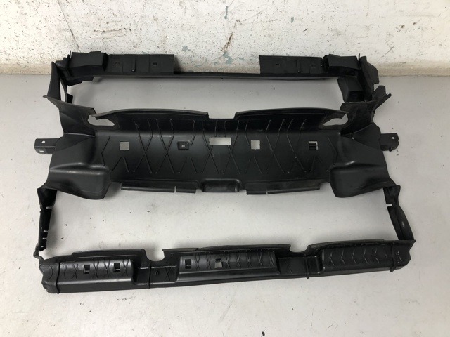 повітропровід радіатора 51745A35891 BMW