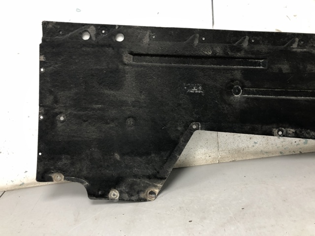 Захист днища, правий 51757241834 BMW