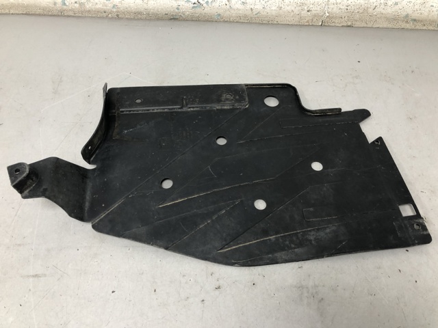 Захист днища, паливного бака 51757258049 BMW