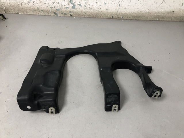 Захист двигуна, правий 51757394808 BMW