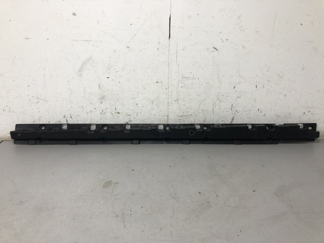 Опора порога (кріплення) 51777207195 BMW