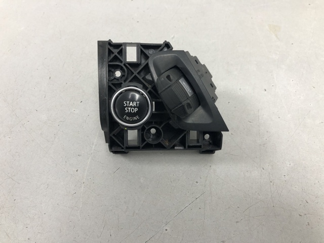 Кнопка запуску двигуна 61316967675 BMW