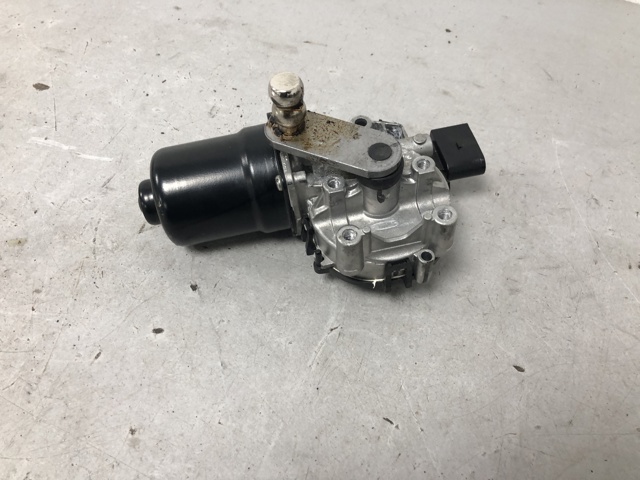 Трапеція щіток лобового скла 61619880517 BMW