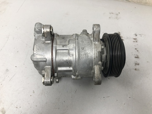 Компресор системи кондиціювання 64527948797 BMW