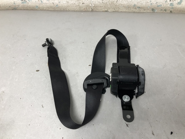 Пасок безпеки задній правий 72117161060 BMW