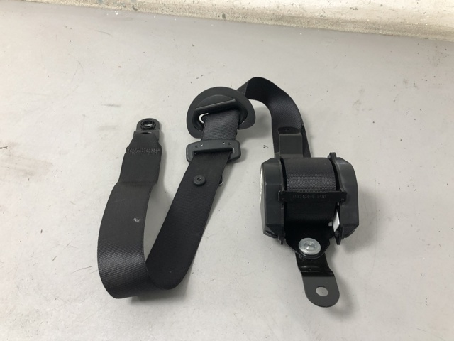 Пасок безпеки задній правий 72117161060 BMW