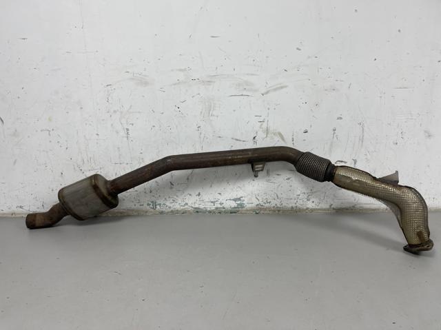 Глушник передній 80A253300G VAG