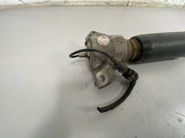 Амортизатори задні 80A616025G VAG