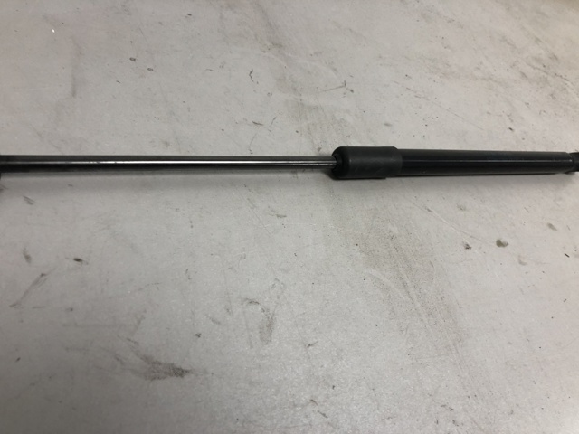 Амортизатор капота 80A823359A VAG