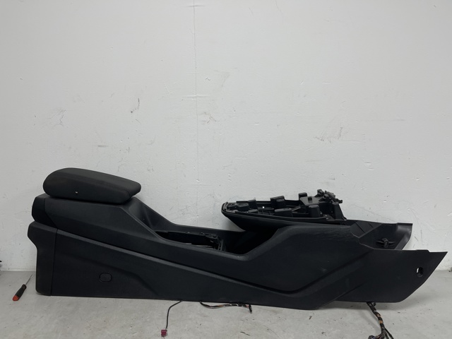 89A863242A VAG