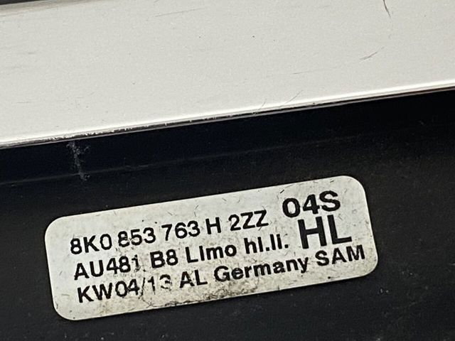 Молдинг опускного скла нижній, двері задньої, лівої 8K0853763H VAG