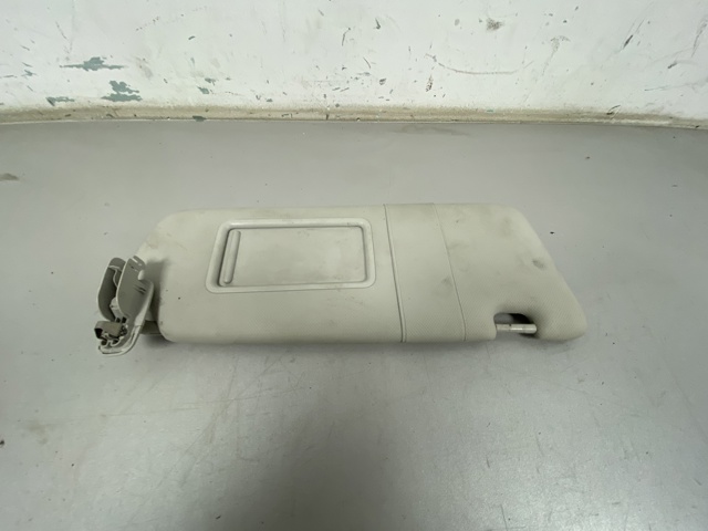 Козирок сонцезахисний автомобіля 8K0857552 VAG
