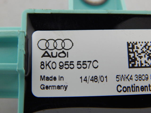 Датчик Ейрбег передній 8K0955557C VAG