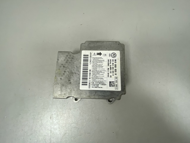 Модуль-процесор управління подушки безпеки 8K0959655R VAG