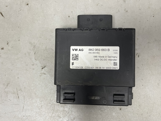 Стабілізатор напруги 8K0959663B VAG