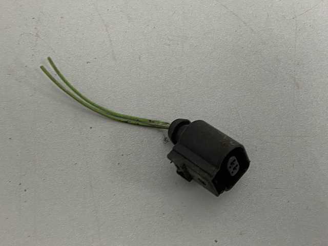 Датчик температури навколишнього середовища 8K0973702 VAG