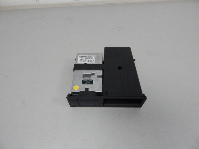 Прилади й апаратура діагностики 8T0035785A VAG