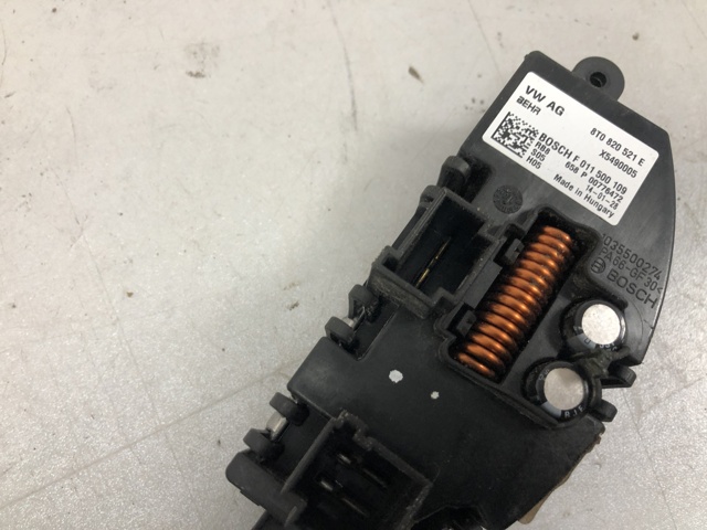 Регулятор оборотів пічки Тойота Рав 4 4