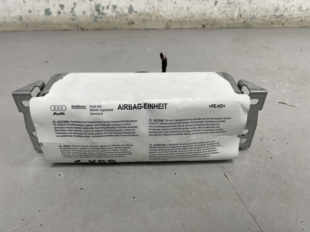 Установка подушки безпеки пасажира 8T0880204H VAG