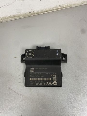 Модуль "Діагностичний інтерфейс" 8T0907468AB VAG