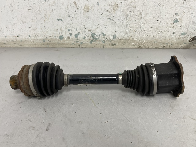 Вісь передня 8W0407271E VAG