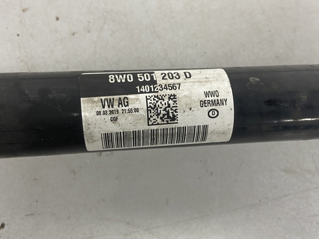Привід задній 8W0501203D VAG
