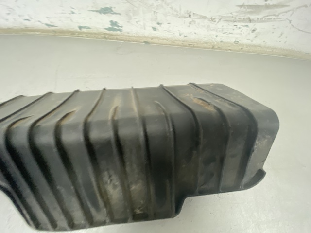 Захист заднього нижнього важеля 8W0505416E VAG
