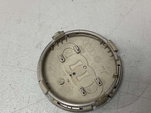 Ковпаки на диски 8W0601170 VAG