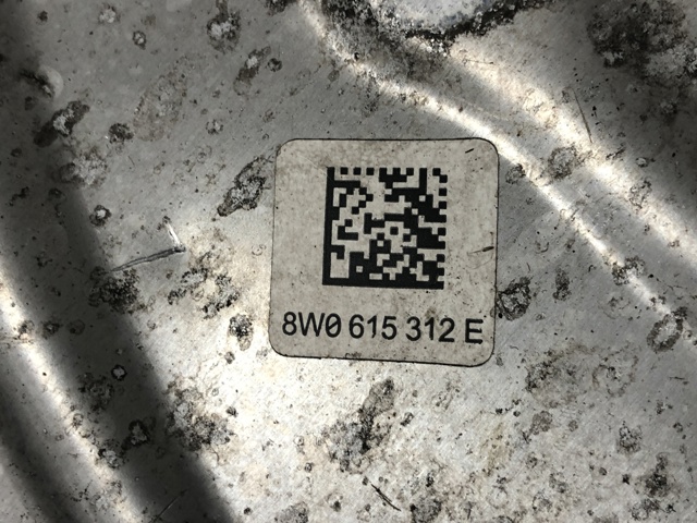 Захист гальмівного диска, переднього, правого 8W0615312E VAG